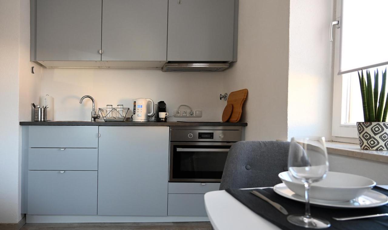 Gemuetliches Appartement Mit Netflix, Nespresso Und Boxspringbett 奥格斯堡 外观 照片